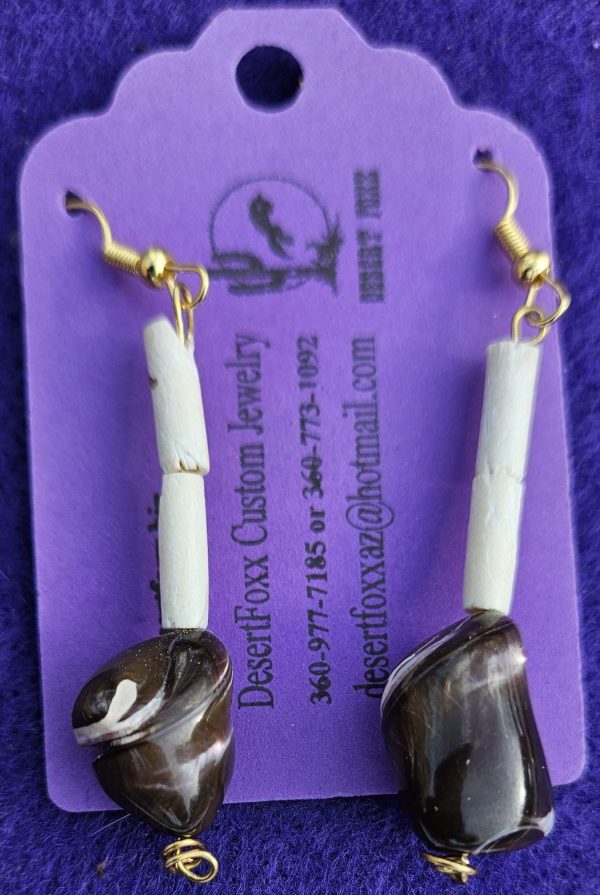 Approx. 2 inches, Brown and White Bead with 2 long cream colored beads with Gold ear wires.
